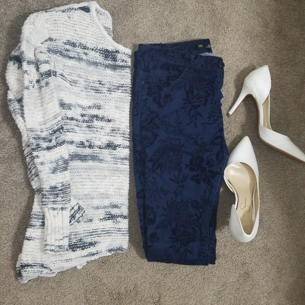 Zara Embellished Jeans